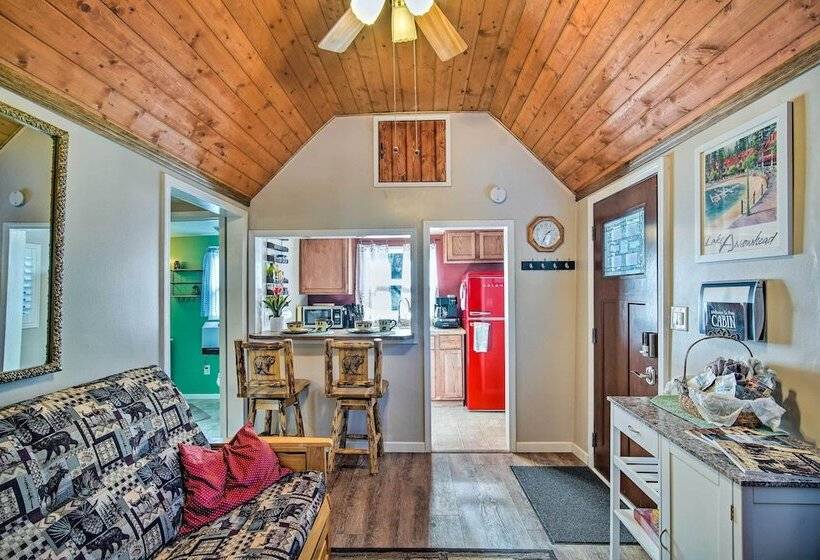 Running Springs Cabin W/ Deck + Forest Views