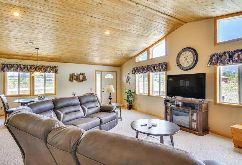 Spacious Buena Vista Home W/ Fire Pit Near Skiing!