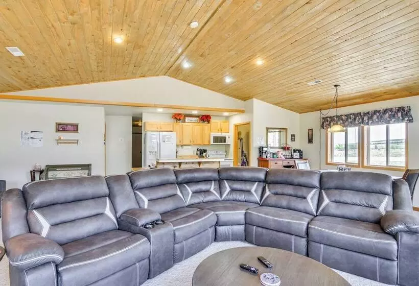 Spacious Buena Vista Home W/ Fire Pit Near Skiing!