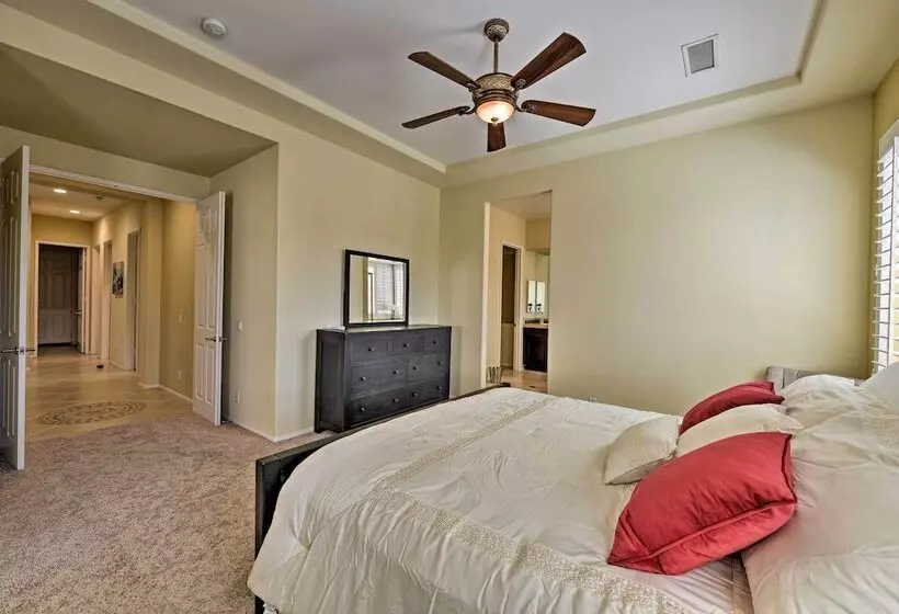 Spacious Palm Desert Home W/pool & Jacuzzi By Golf