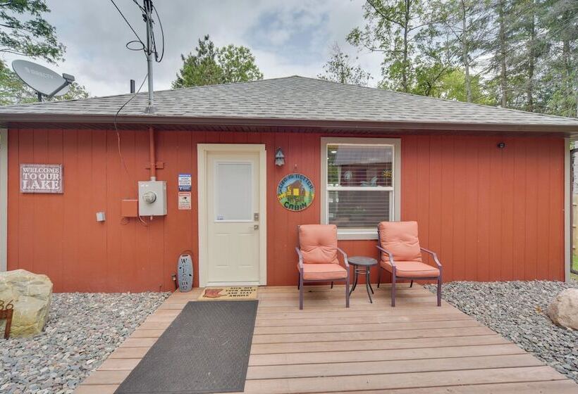 Solon Springs Getaway W/ Dock & Kayaks!