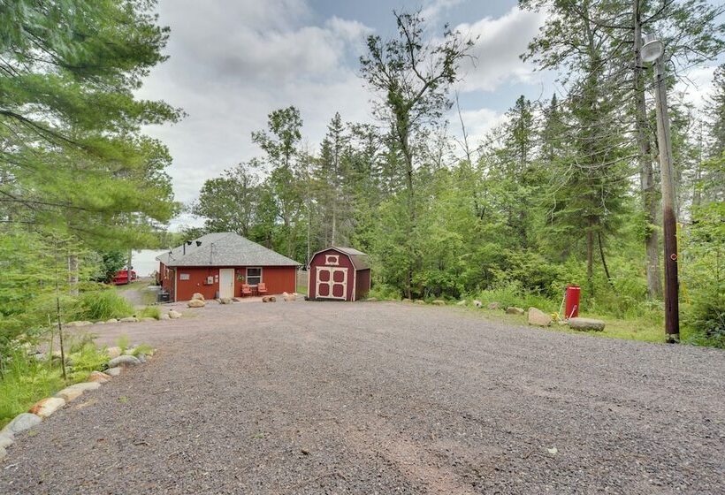 Solon Springs Getaway W/ Dock & Kayaks!