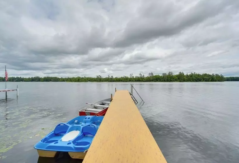 Solon Springs Getaway W/ Dock & Kayaks!