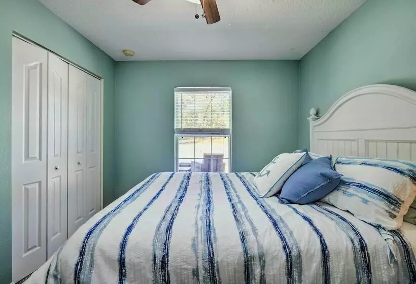 Sunny Homosassa Home W/ Private Heated Pool!