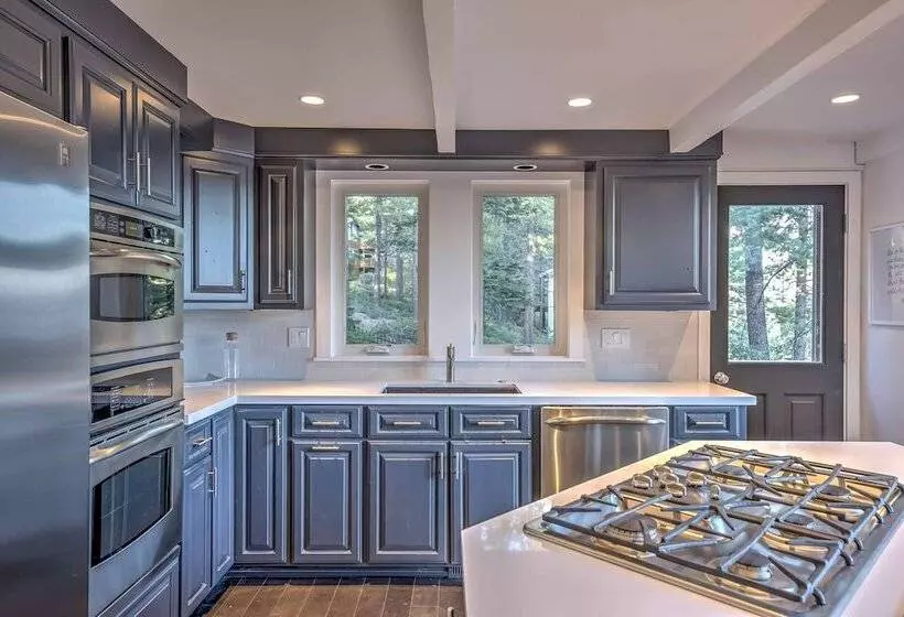 Tahoe City A Frame Home 10 Mi To Skiing!