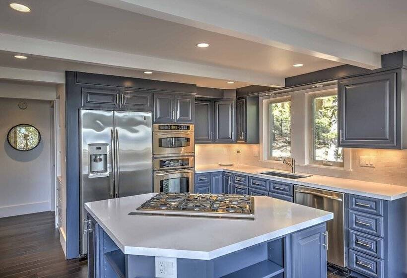 Tahoe City A Frame Home 10 Mi To Skiing!