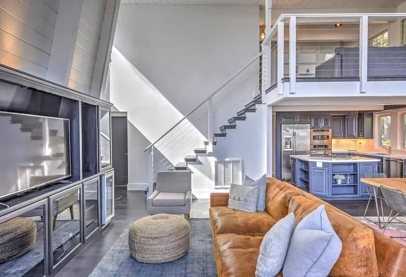 Tahoe City A Frame Home 10 Mi To Skiing!