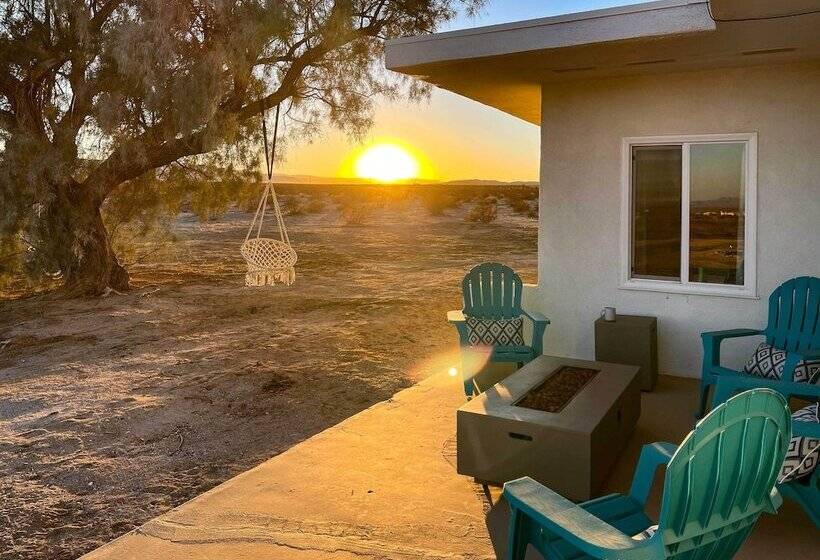 Twentynine Palms Home Patio, Mountain Views