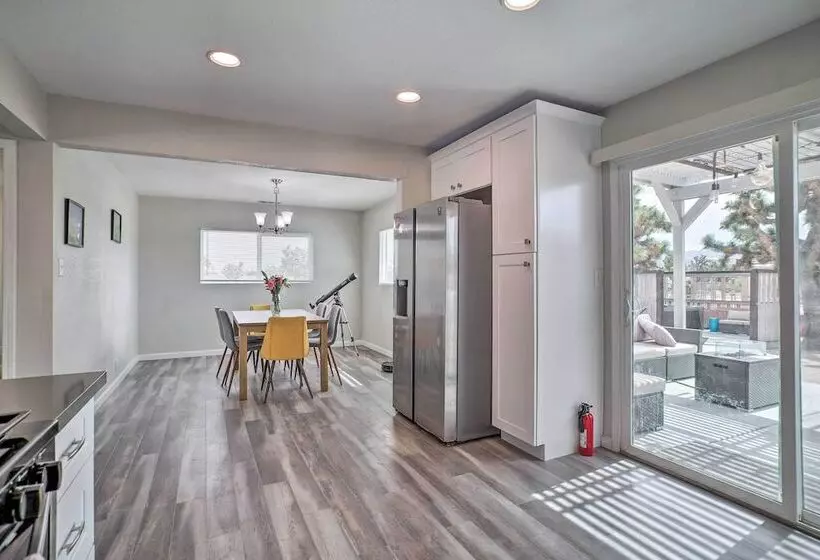 Yucca Valley Oasis W/ Hot Tub, Near Joshua Tree!