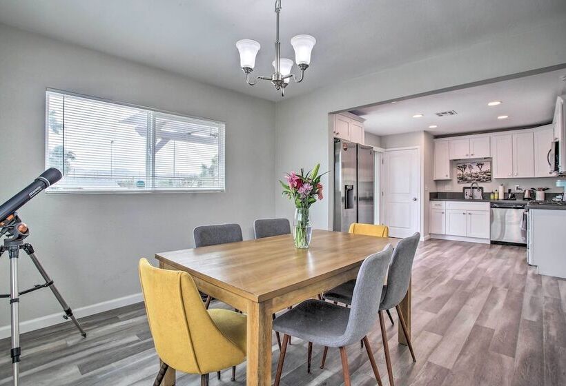 Yucca Valley Oasis W/ Hot Tub, Near Joshua Tree!