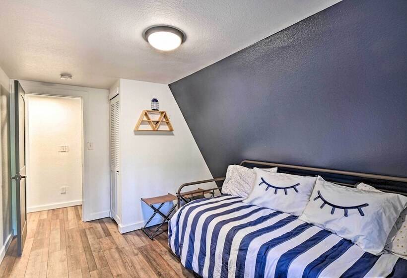 4 Mi To Breck Slopes: A Frame Cabin W/ Hot Tub!