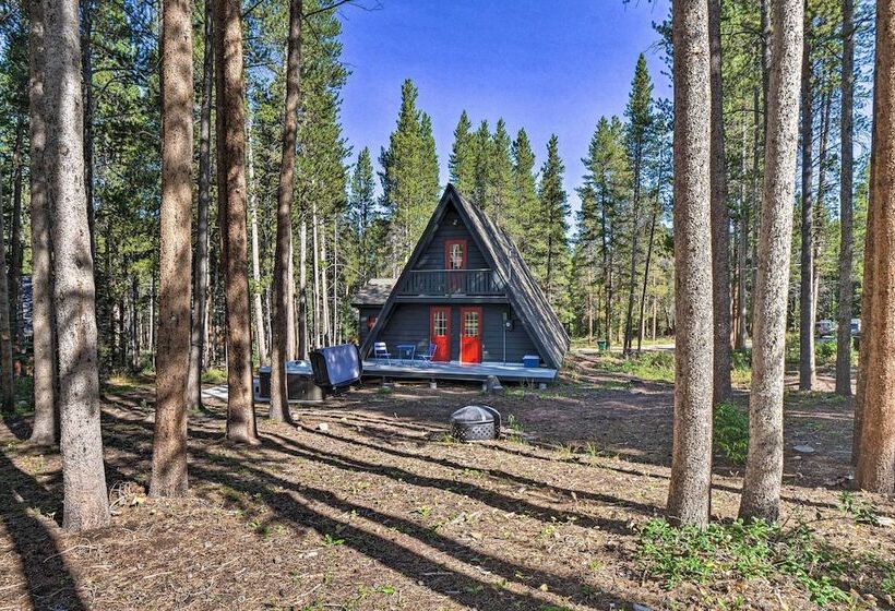 4 Mi To Breck Slopes: A Frame Cabin W/ Hot Tub!