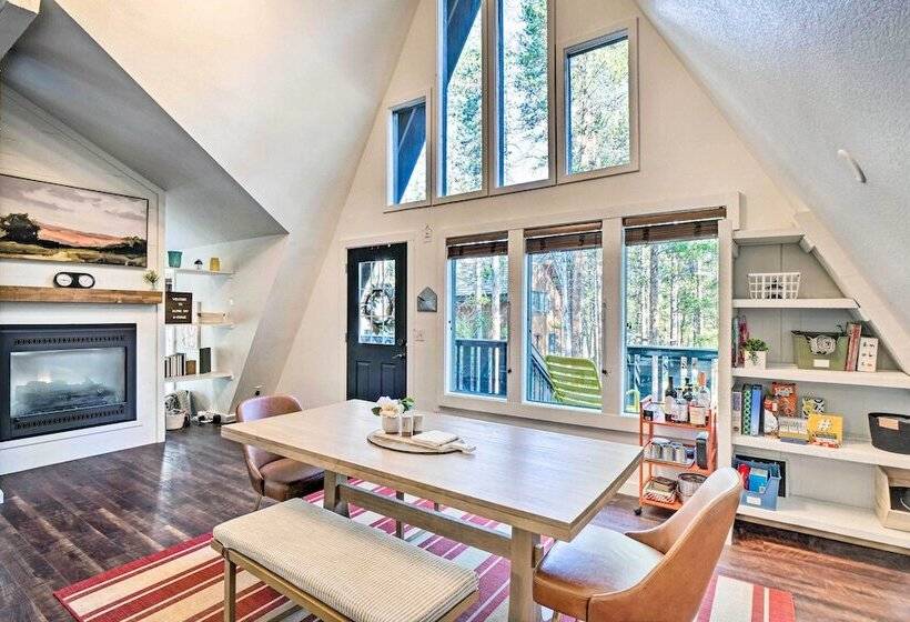 4 Mi To Breck Slopes: A Frame Cabin W/ Hot Tub!