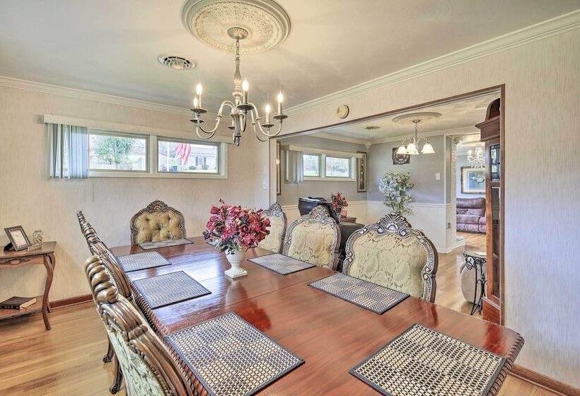 Bristol Retreat W/ Creek Access: 2 Mi To Dtwn