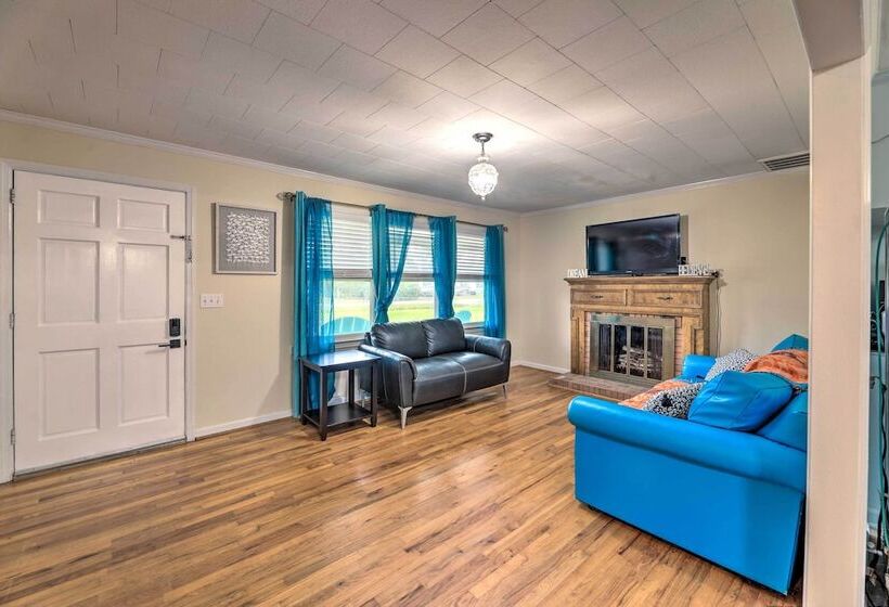 Charming Harkers Island Home Fish & Boat!