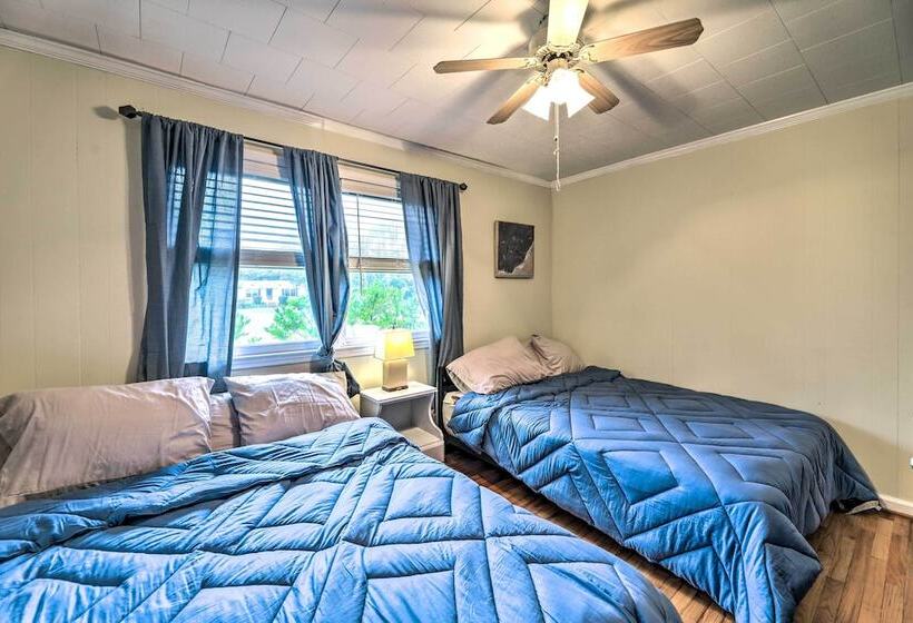 Charming Harkers Island Home Fish & Boat!