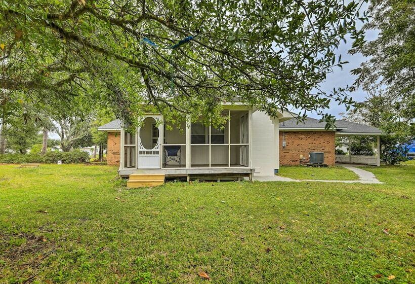 Charming Harkers Island Home Fish & Boat!