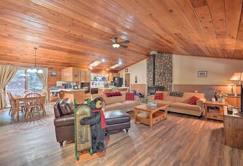 11 Mi To Apple Hill: Pollock Pines Resort Cabin