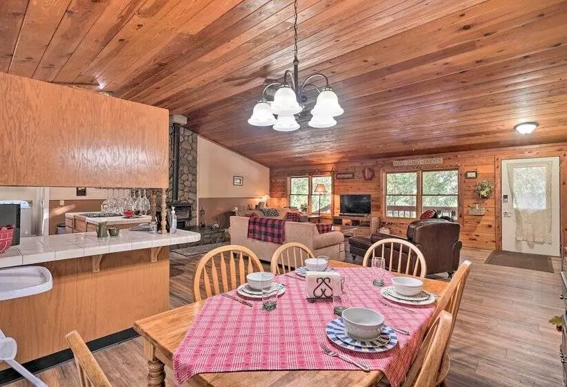 11 Mi To Apple Hill: Pollock Pines Resort Cabin
