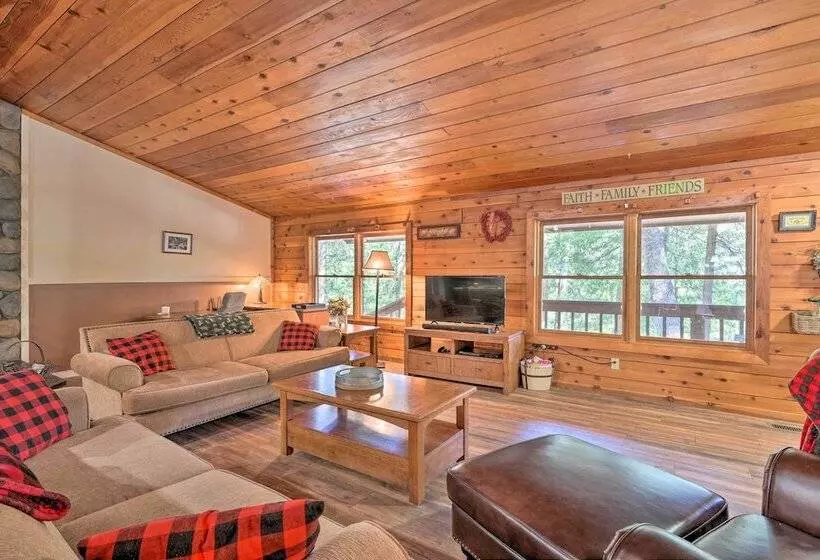 11 Mi To Apple Hill: Pollock Pines Resort Cabin
