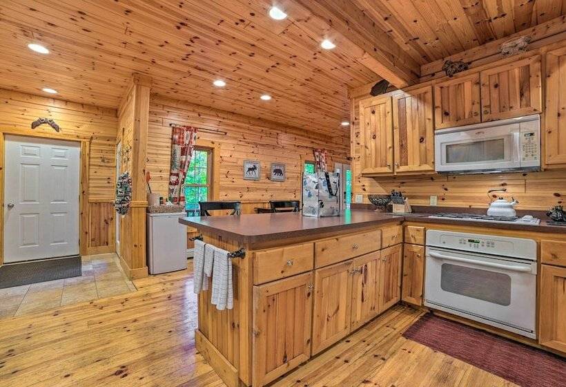 Dog Friendly Gaylord Retreat < 8 Mi To Town!