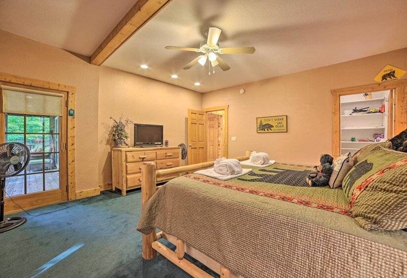 Dog Friendly Gaylord Retreat < 8 Mi To Town!