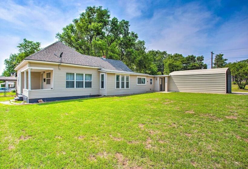 The Sandlot Waynoka Home Near Little Sahara!