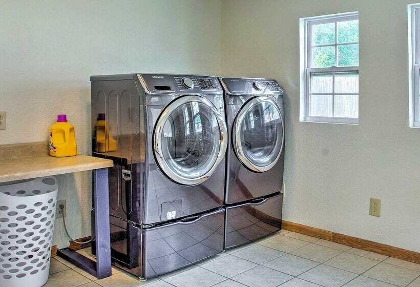 The Sandlot Waynoka Home Near Little Sahara!