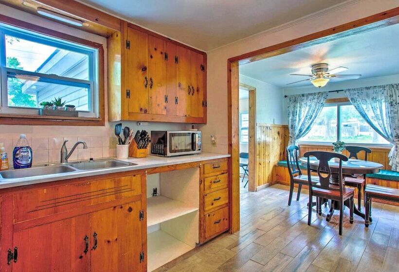 The Sandlot Waynoka Home Near Little Sahara!