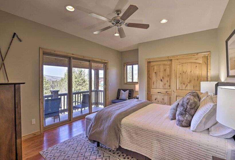 Cabin W/ Game Room & Mtn Views In Silverthorne!