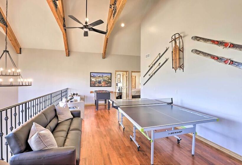 Cabin W/ Game Room & Mtn Views In Silverthorne!