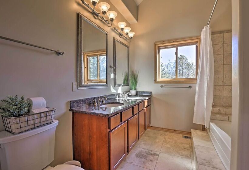 Cabin W/ Game Room & Mtn Views In Silverthorne!