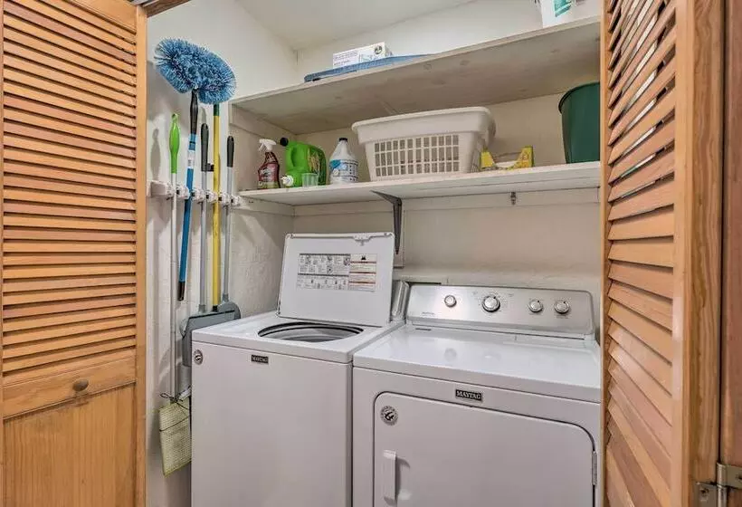 Lush Garfield Cabin W/ Community Pool & Lake!