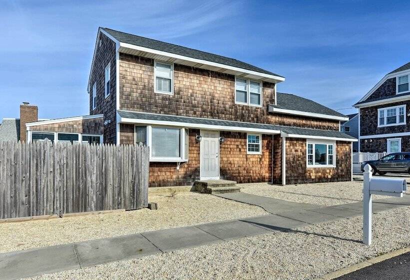 Oceanside Beach House In Pvt Beach Community!