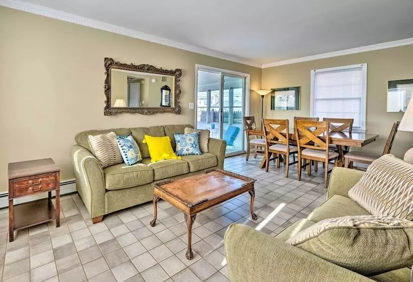 Oceanside Beach House In Pvt Beach Community!