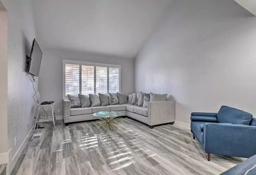 Modesto Home W/ Deck   2 Mi To Vintage Faire Mall