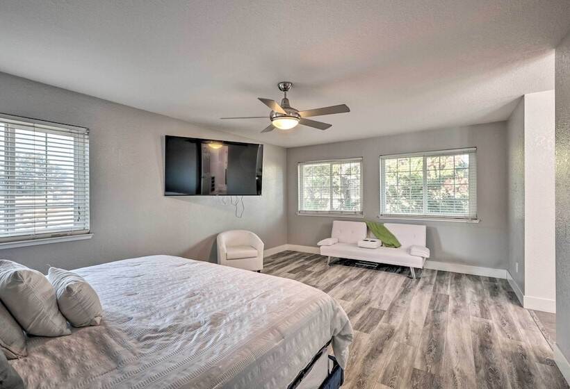 Modesto Home W/ Deck   2 Mi To Vintage Faire Mall