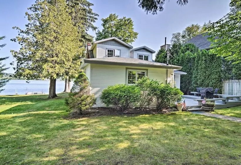Waterfront Petoskey Cottage W/ Deck + Grill!