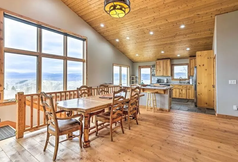 Secluded Granby Mtn Cabin: 75 Acres & Views