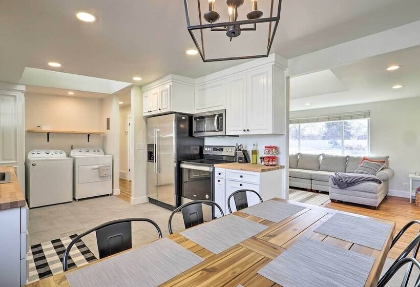 Spacious Murray Home Near Ski Resorts!