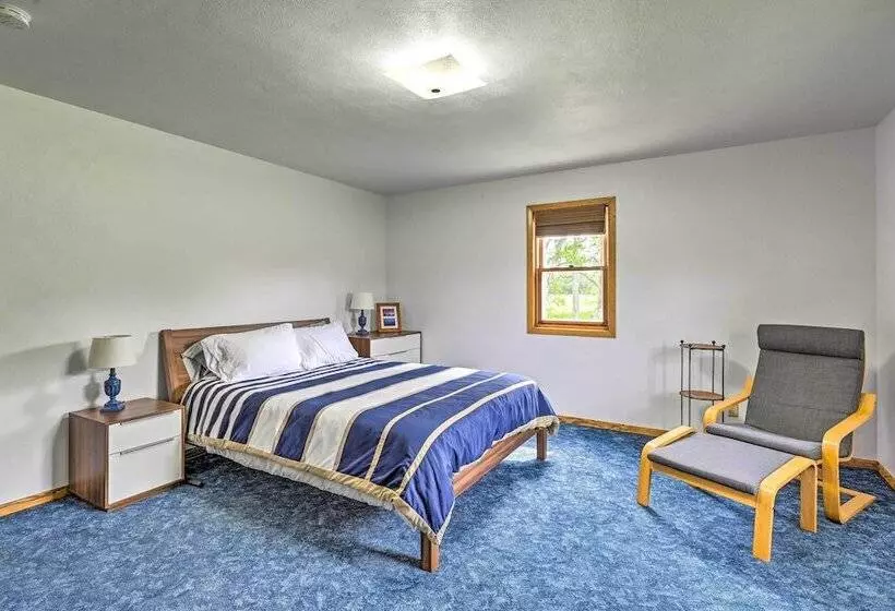 Stunning Wisconsin Retreat On Active Farm!