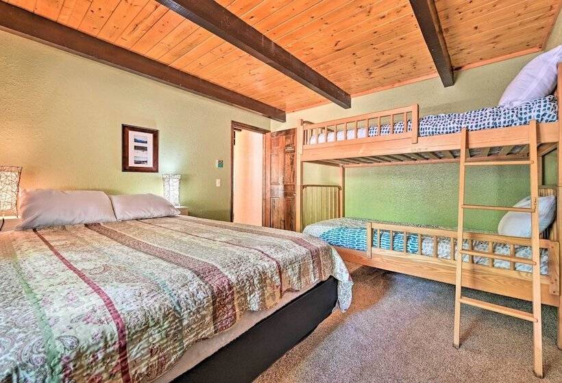 Swiss Style Chalet W/ Fireplace   Near Story Land!