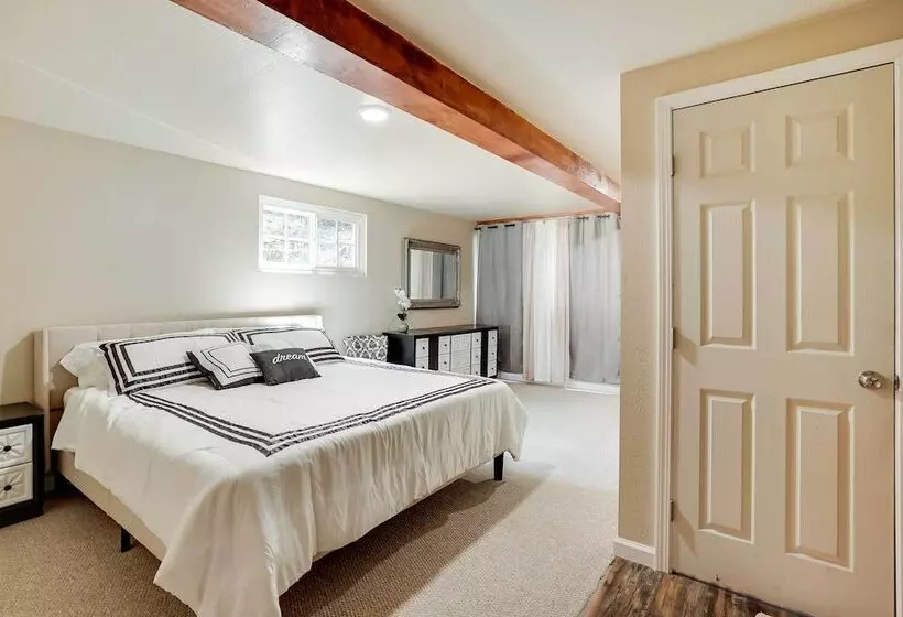 Unique Castro Valley House 30 Mi To San Fran!