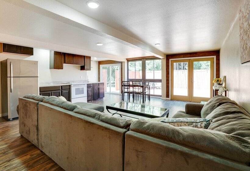 Unique Castro Valley House 30 Mi To San Fran!
