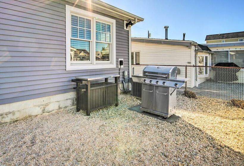 Waterfront Beach Haven West Home W/ Boat Dock