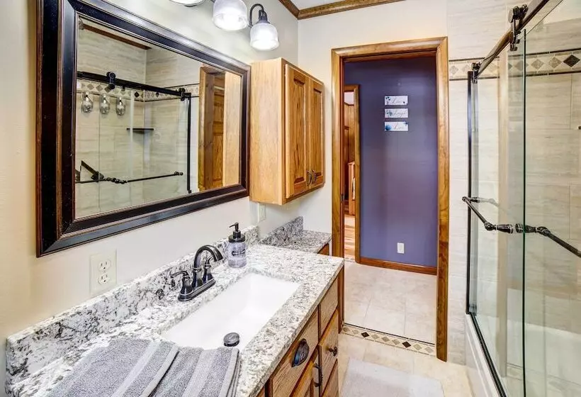 Waterfront Evart House On Chippewa Lake Channel