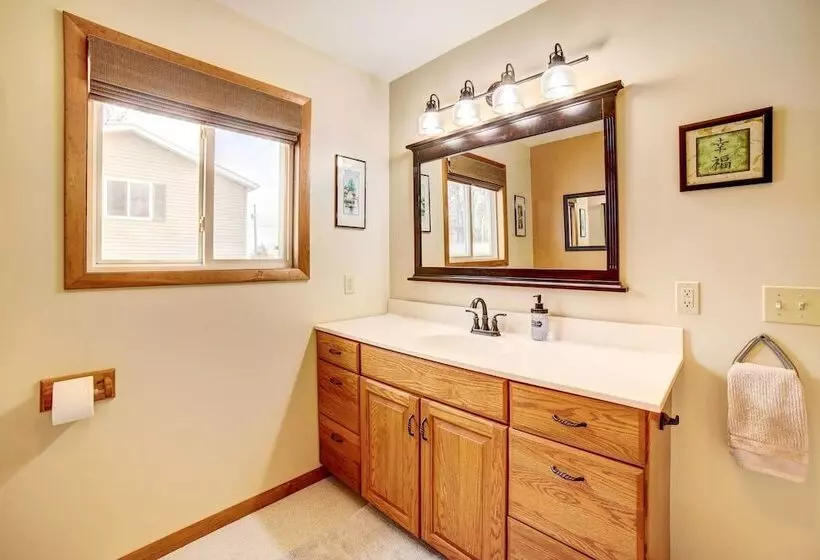 Waterfront Evart House On Chippewa Lake Channel