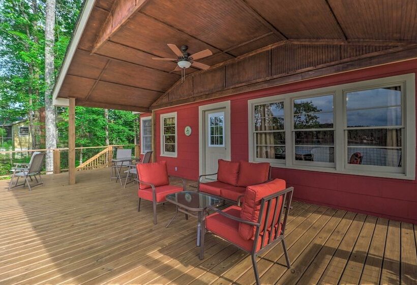 Waterfront Lake Martin Home W/ Grill & Beach!