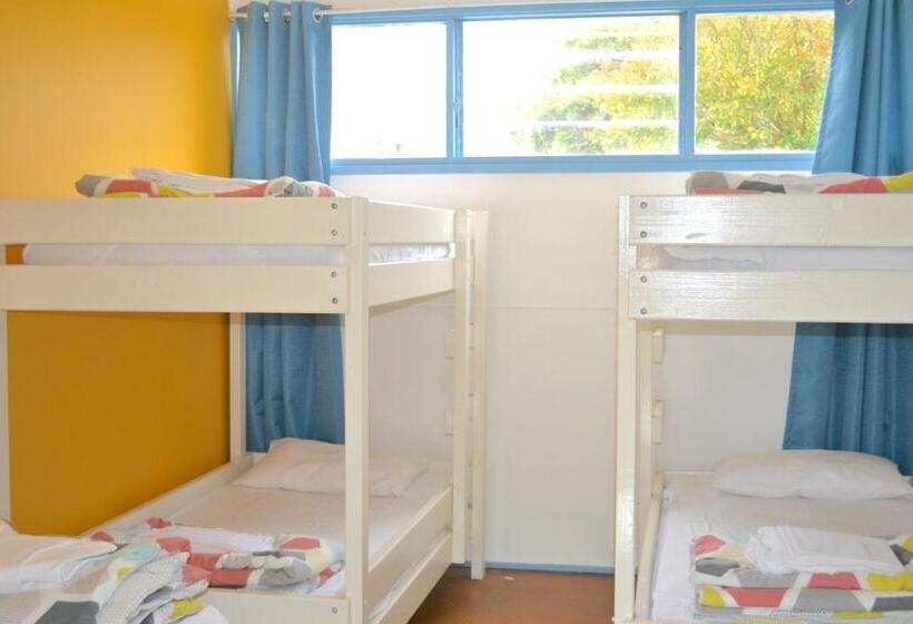 هتل Apollo Bay Backpackers