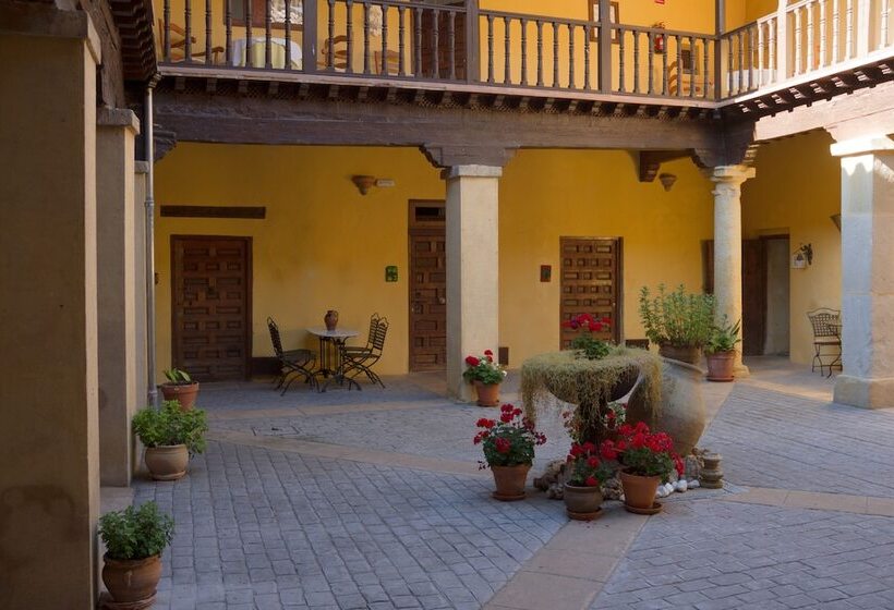 Отель Casa Palacio Conde De Garcinarro